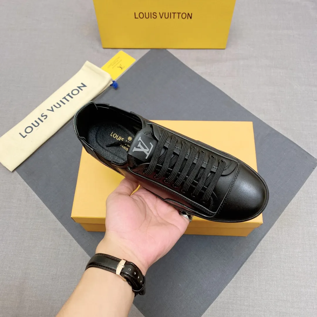 p380🇮🇹🇮🇹LV🔍🔍Men's 🚹Classic series counters are on sale simultaneously, code number: 38-44, 🇮🇹Italian imported cowhide lining + original special materials, completely 1⃣️ Than 1⃣️Reproduction🇮🇹💪Sole: The original sole is specially provided by the original factory. The exclusive movable molded sole is super comfortable. ⚠The original factory follows the order, 🔍🔍high quality, you can go in and out of the counter at will, welcome to compare. No. 019
